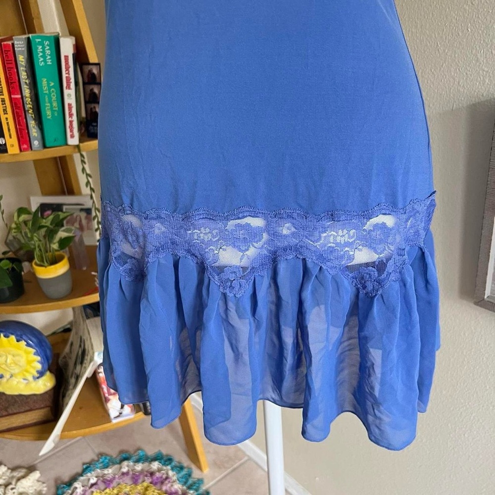 blue lace slip 🫐 - Picture 4 of 6